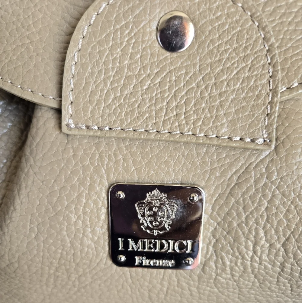 Medici Firenze Italian Pebbled Leather Backpack Bag